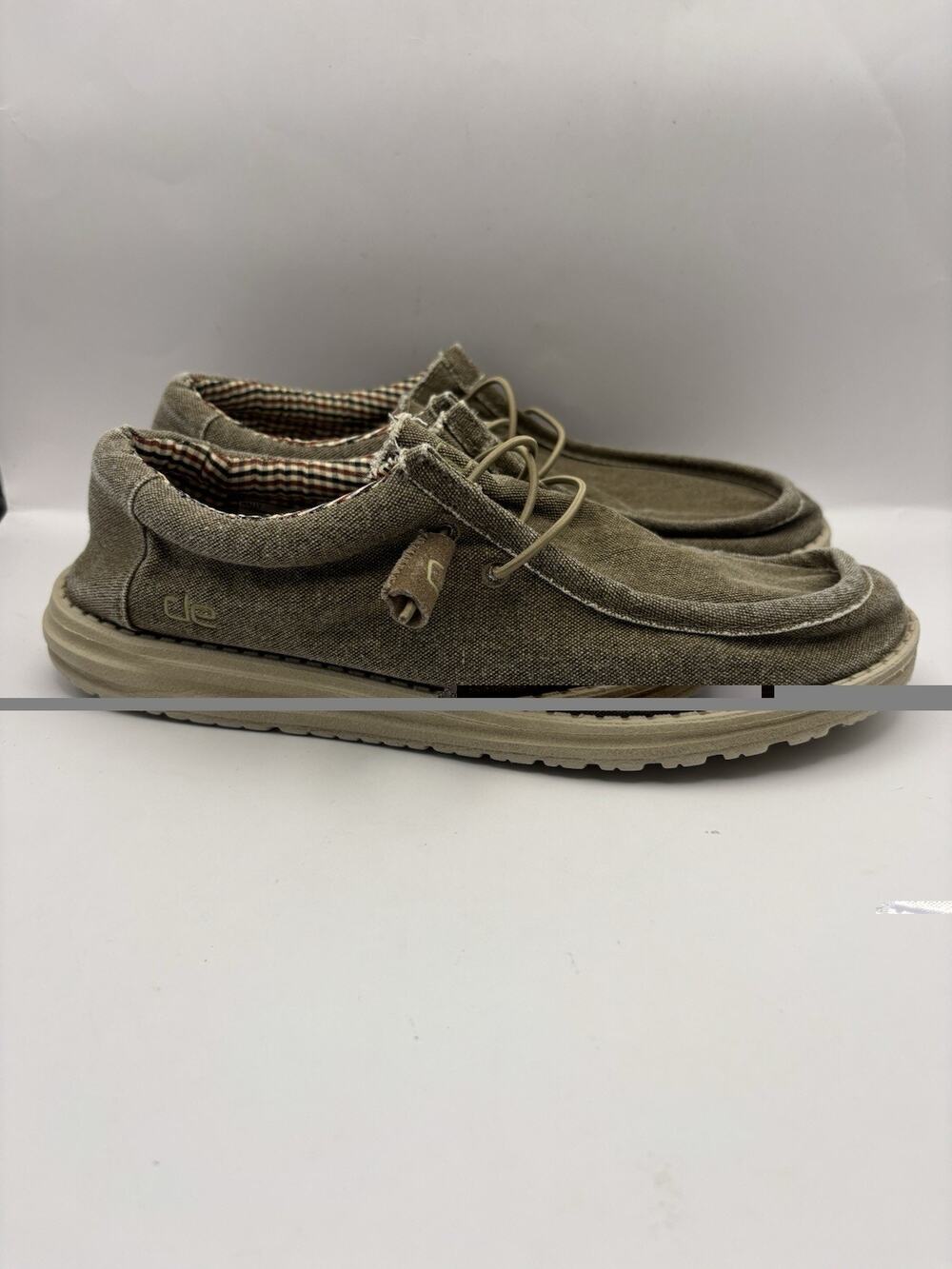 Hey Dude Wally Canvas Tan Slip On Shoes Men Size 9